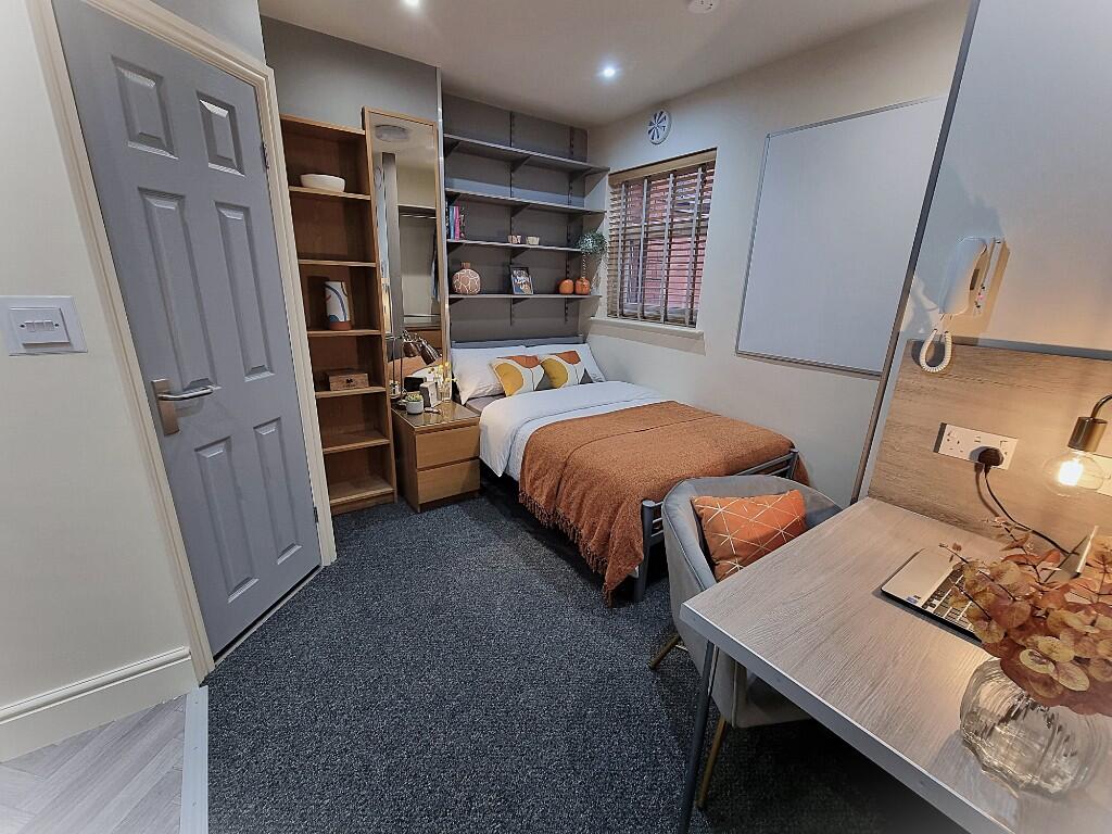 Main image of property: Rasen Lane, Lincoln, LN1 (Studio by Bond Housing) (For Dec 2025 / Jan 2026 move in)
