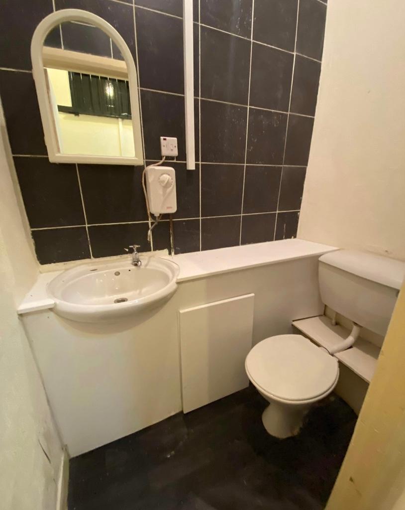 Shop for rent in St. Margarets Road, Ardrossan, Ayrshire, KA22