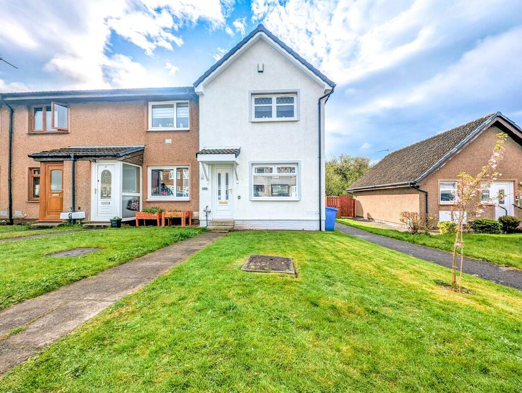3 bedroom end of terrace house for sale in 37 Titchfield Way, Irvine