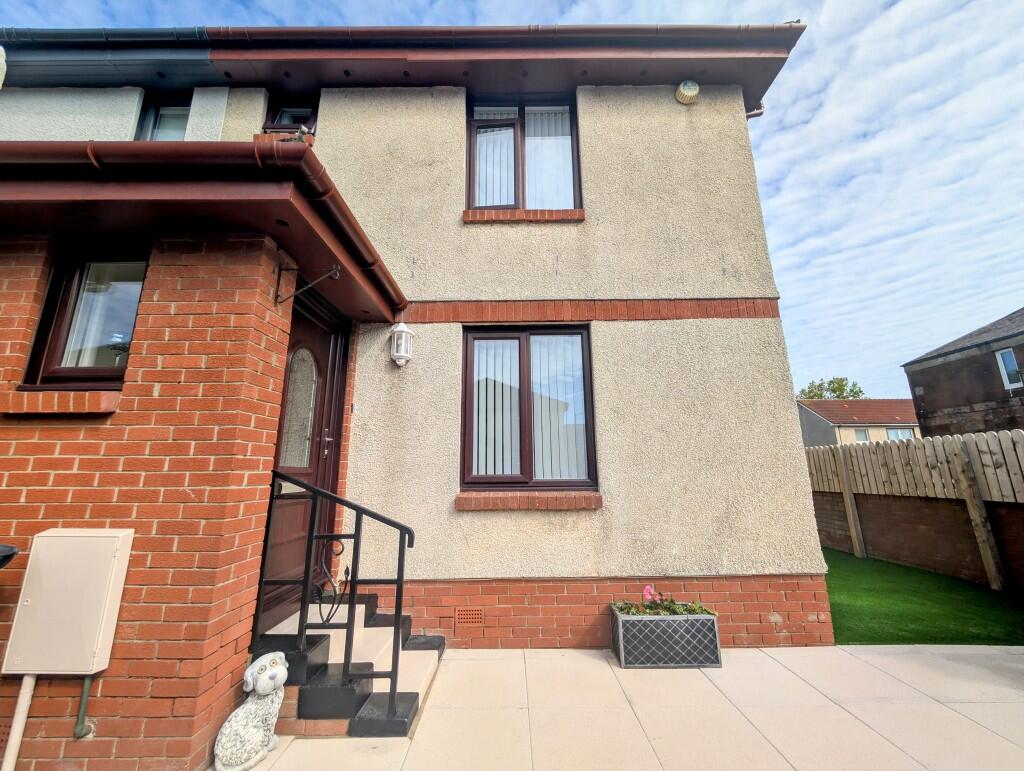 Main image of property: 15 West Park Court, Moorpark Road West, Stevenston, KA20 3JU
