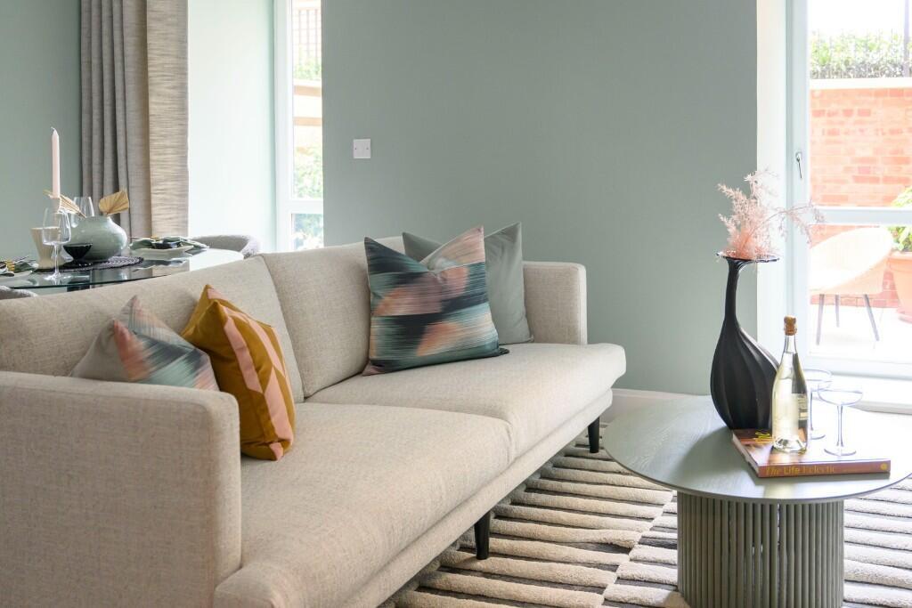 Main image of property: Stoke Gardens,
Slough,
SL1 3QB