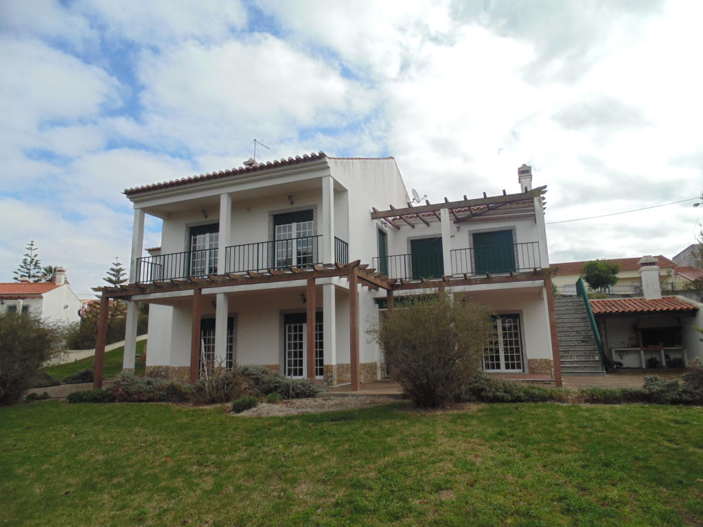 4 bedroom house for sale in Lisbon, Portugal