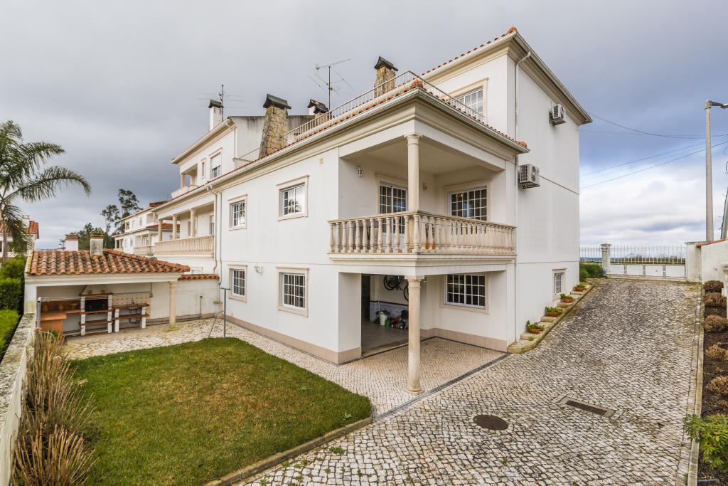 5 bedroom house for sale in Leiria, Portugal