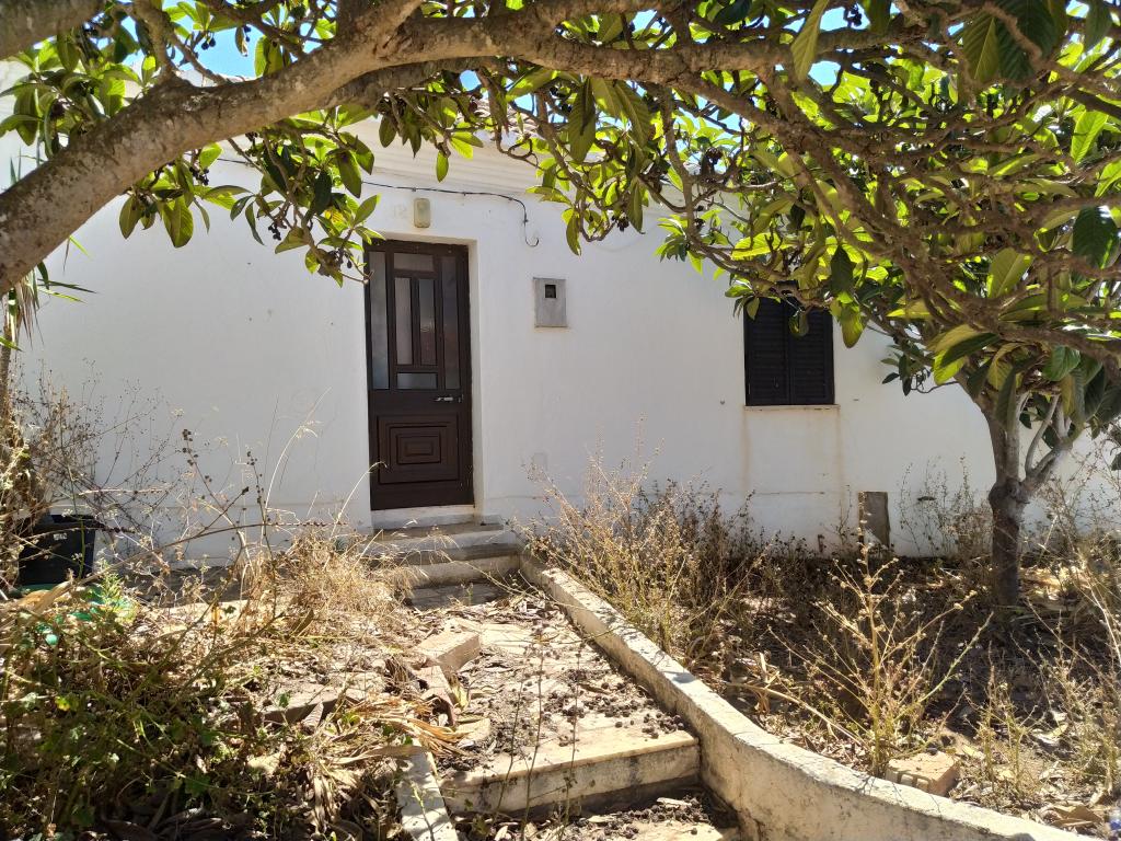 2 bedroom town house for sale in Algarve, Budens, Portugal