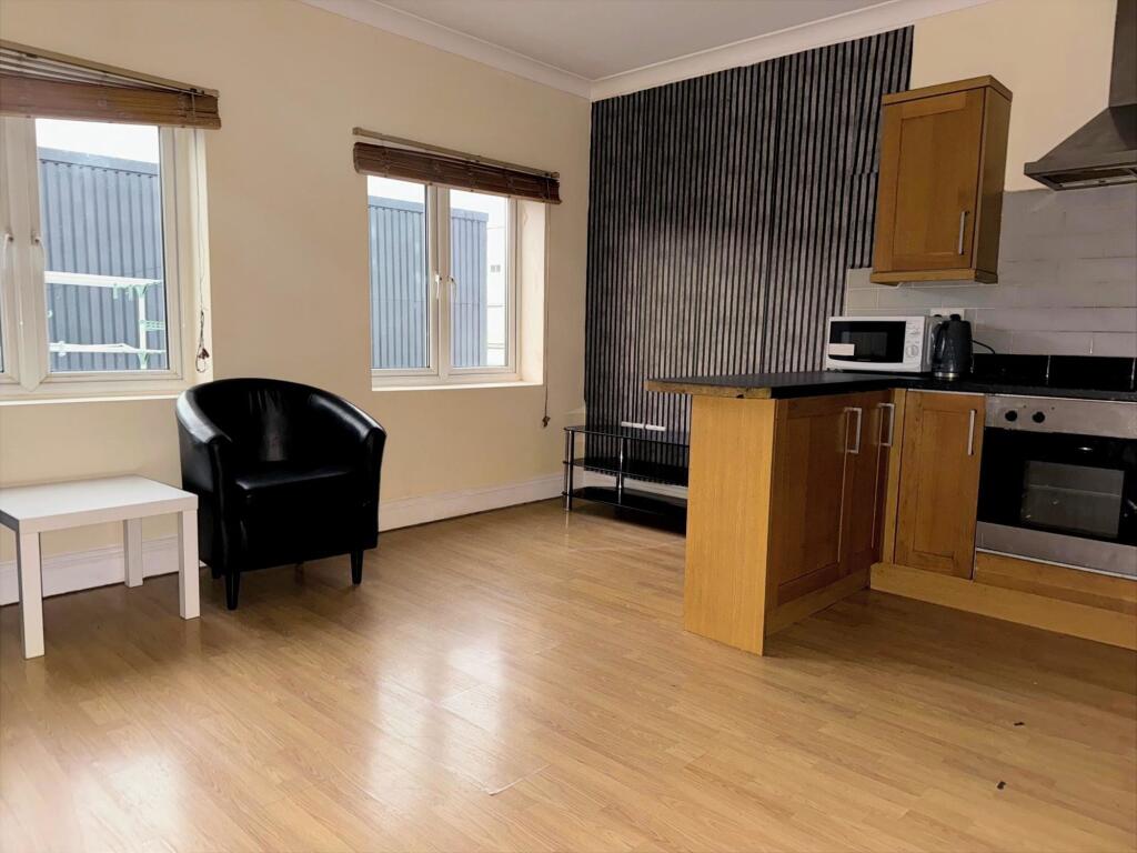 Main image of property: Pitlake, Croydon, CR0