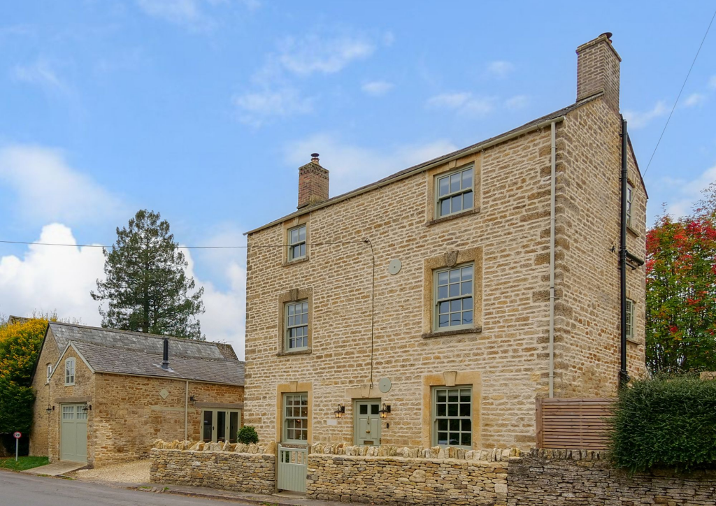 Main image of property: The Green, Kingham, OX7