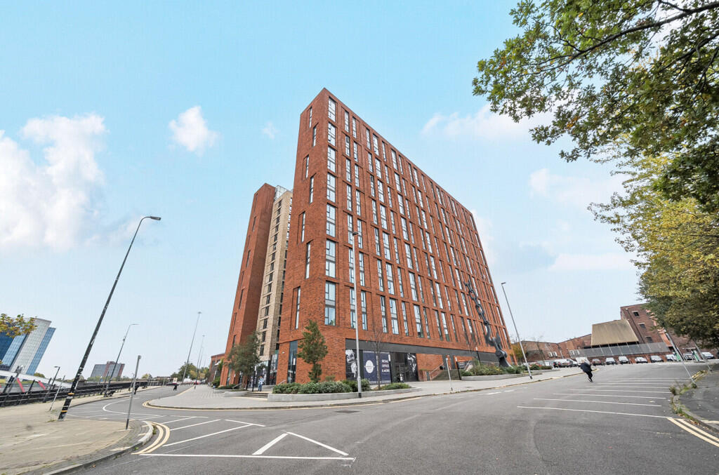 Main image of property: Wharf End, Trafford Park, Manchester, M17