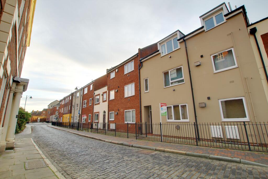 Main image of property: Lawson Court, 198 High Street, Hull, East Riding of Yorkshire, HU1