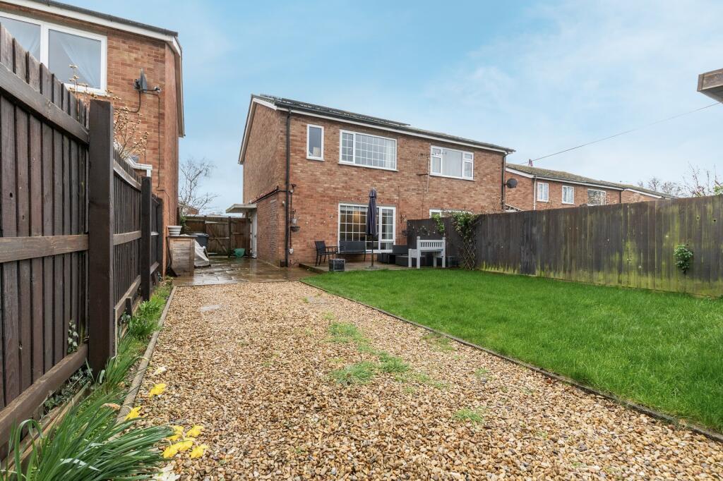 2 bedroom semidetached house for sale in Meadow Walk, Yaxley, Peterborough, PE7 3HE, PE7