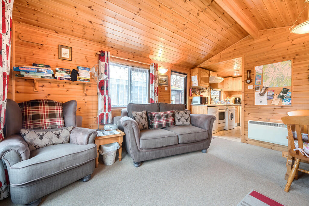 Additional property image - Fell View Lodge, 13 Burnside Park, Underskiddaw, Keswick, Cumbria CA12 4PF