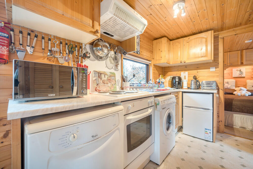 Additional property image - Fell View Lodge, 13 Burnside Park, Underskiddaw, Keswick, Cumbria CA12 4PF