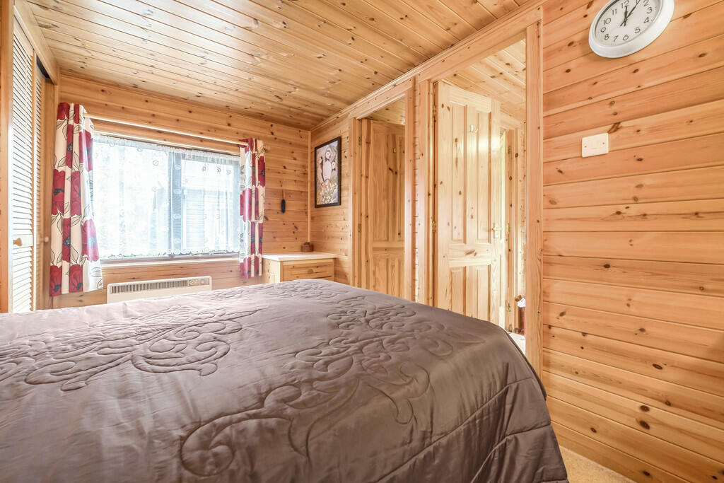 Additional property image - Fell View Lodge, 13 Burnside Park, Underskiddaw, Keswick, Cumbria CA12 4PF