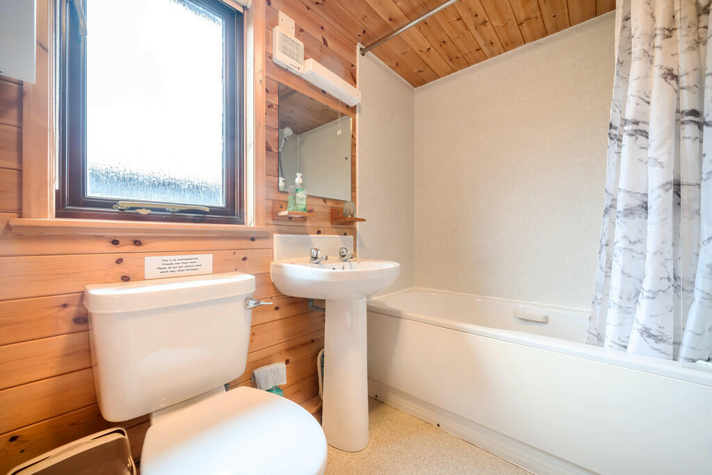 Additional property image - Fell View Lodge, 13 Burnside Park, Underskiddaw, Keswick, Cumbria CA12 4PF
