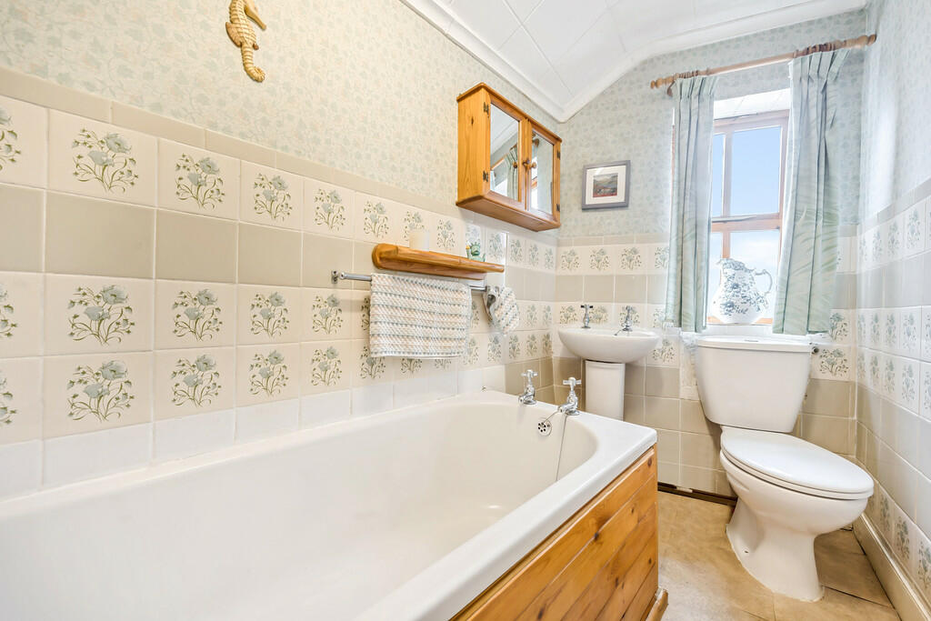 Additional property image - Yew Cottage, Bassenthwaite, Keswick, Cumbria, CA12 4QP