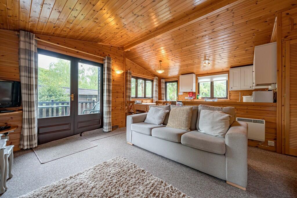 Additional property image - 16 Burnside Park, Underskiddaw, Keswick, Cumbria, CA12 4PF