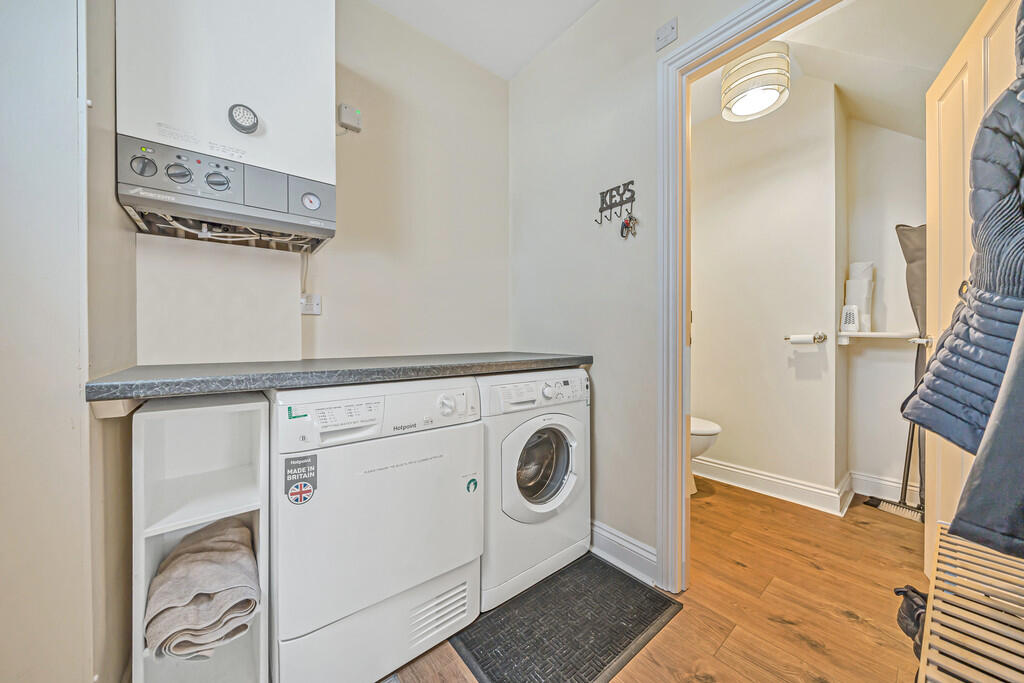 Additional property image - Castle Crag, 9 Cross Street, Keswick, Cumbria, CA12 4DE