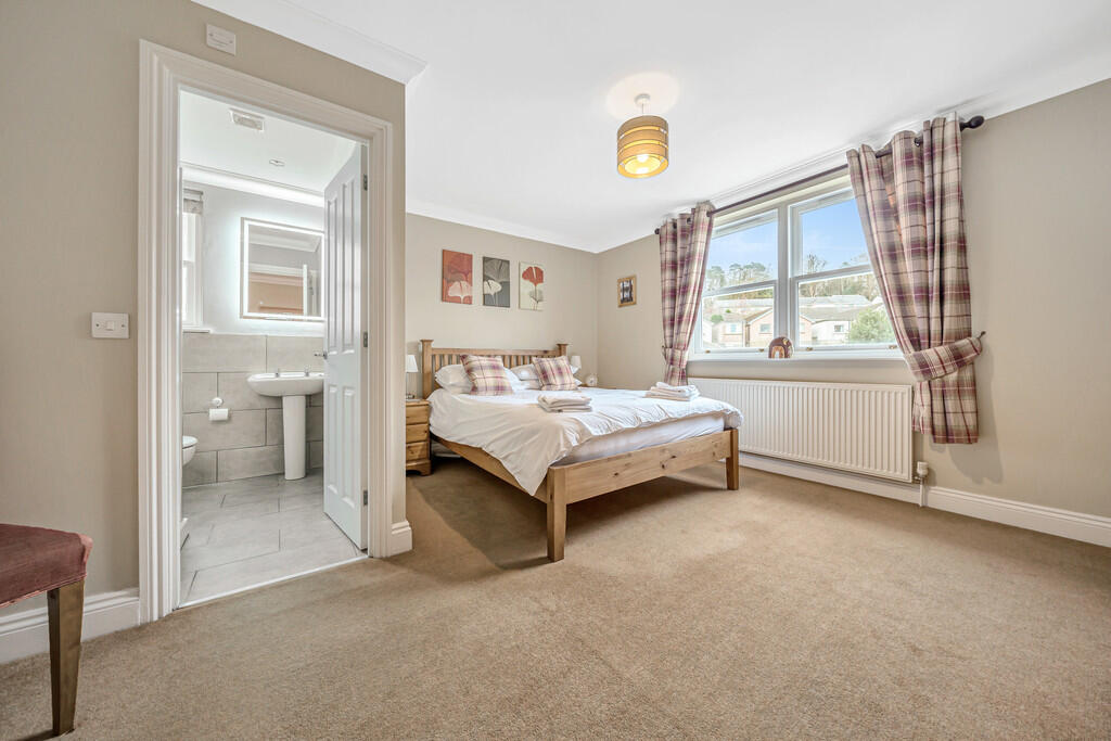 Additional property image - Castle Crag, 9 Cross Street, Keswick, Cumbria, CA12 4DE