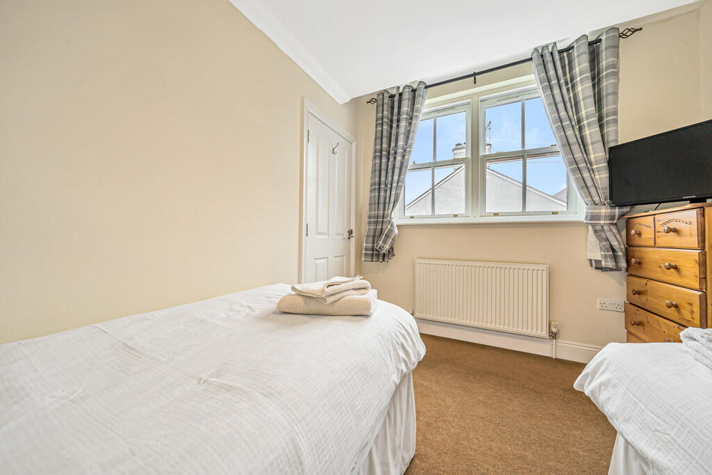 Additional property image - Castle Crag, 9 Cross Street, Keswick, Cumbria, CA12 4DE