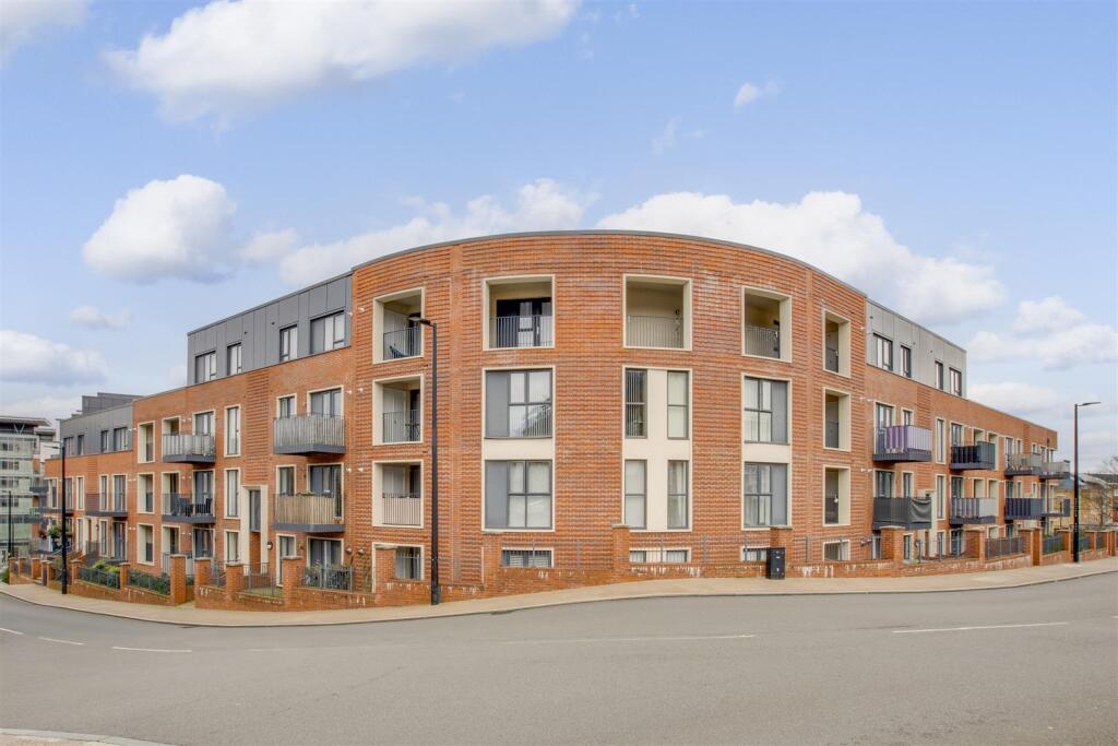 Main image of property: Suffield Hill, High Wycombe