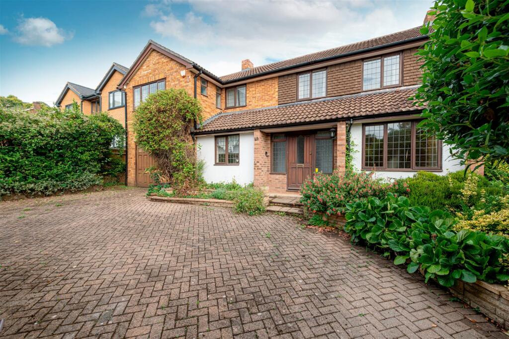 Main image of property: Disraeli Crescent, High Wycombe