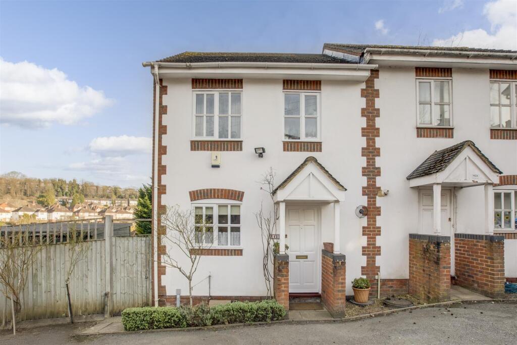 Main image of property: Totteridge Road, High Wycombe