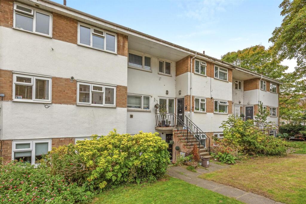 Main image of property: Totteridge Road, High Wycombe