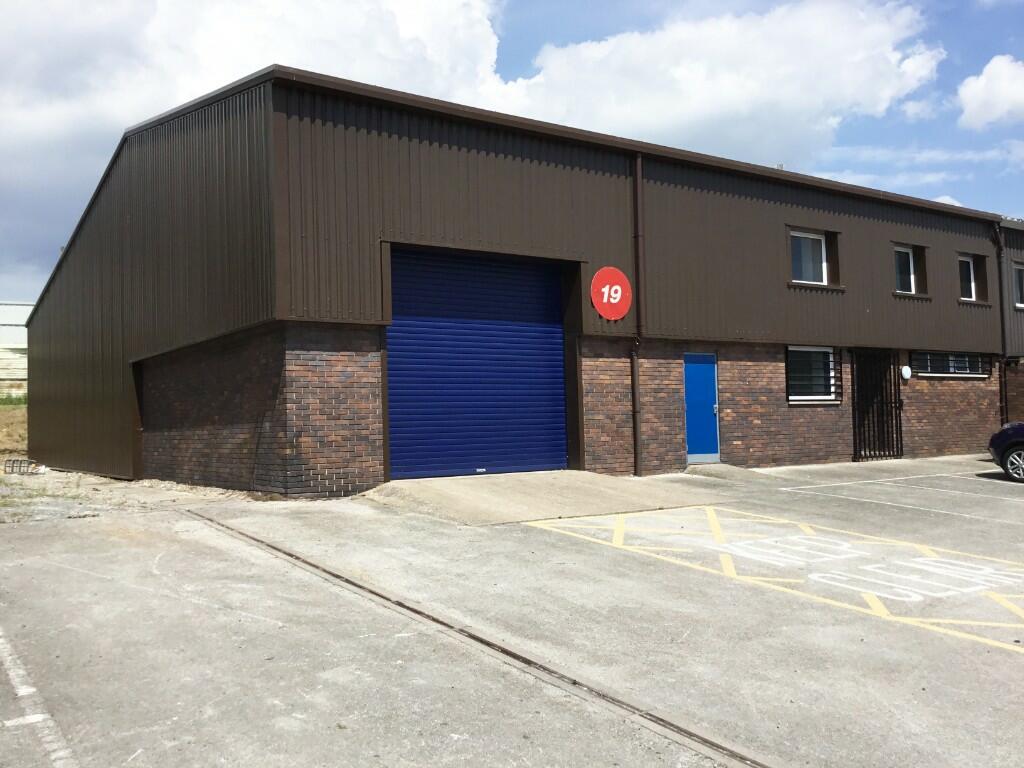 Warehouse to lease in Unit 19, Wrexham Industrial Estate, LL13 9UZ, LL13