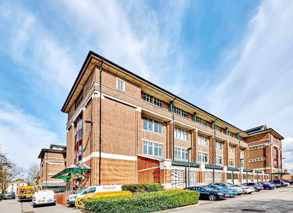 Serviced office to lease in Southgate House, Southgate Street