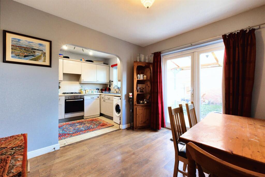 Additional property image - Railway Crescent, Shipston-On-Stour