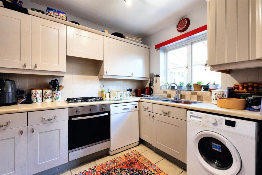 Additional property image - Railway Crescent, Shipston-On-Stour