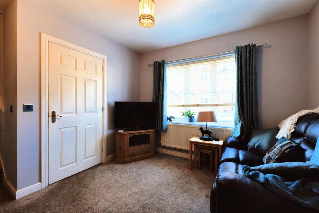 Additional property image - Railway Crescent, Shipston-On-Stour