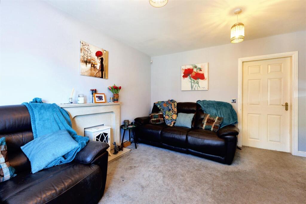Additional property image - Railway Crescent, Shipston-On-Stour