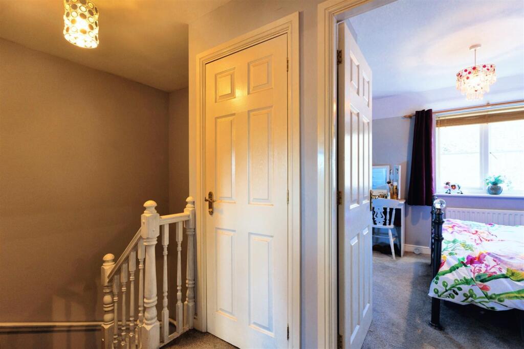 Additional property image - Railway Crescent, Shipston-On-Stour