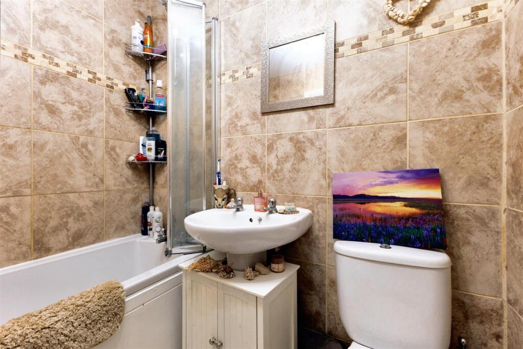Additional property image - Railway Crescent, Shipston-On-Stour