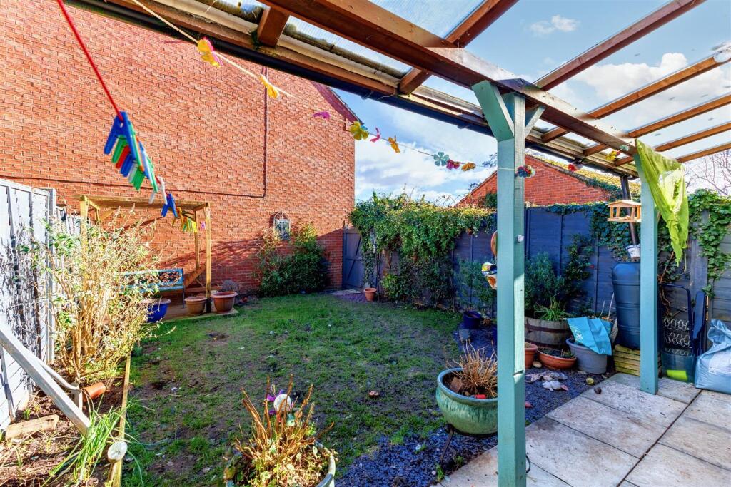 Additional property image - Railway Crescent, Shipston-On-Stour