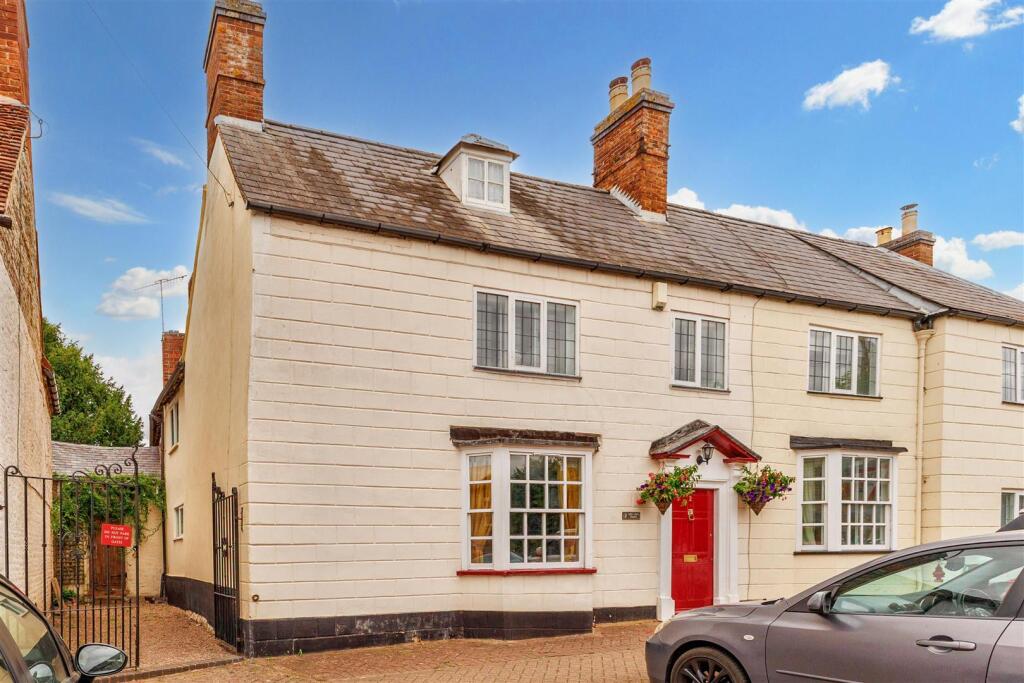 Main image of property: Red Lion Court, Bridge Street, Kineton