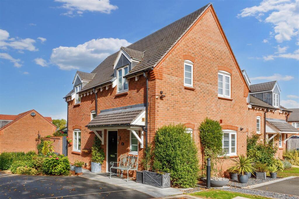 Main image of property: Carr Close, Shipston-On-Stour