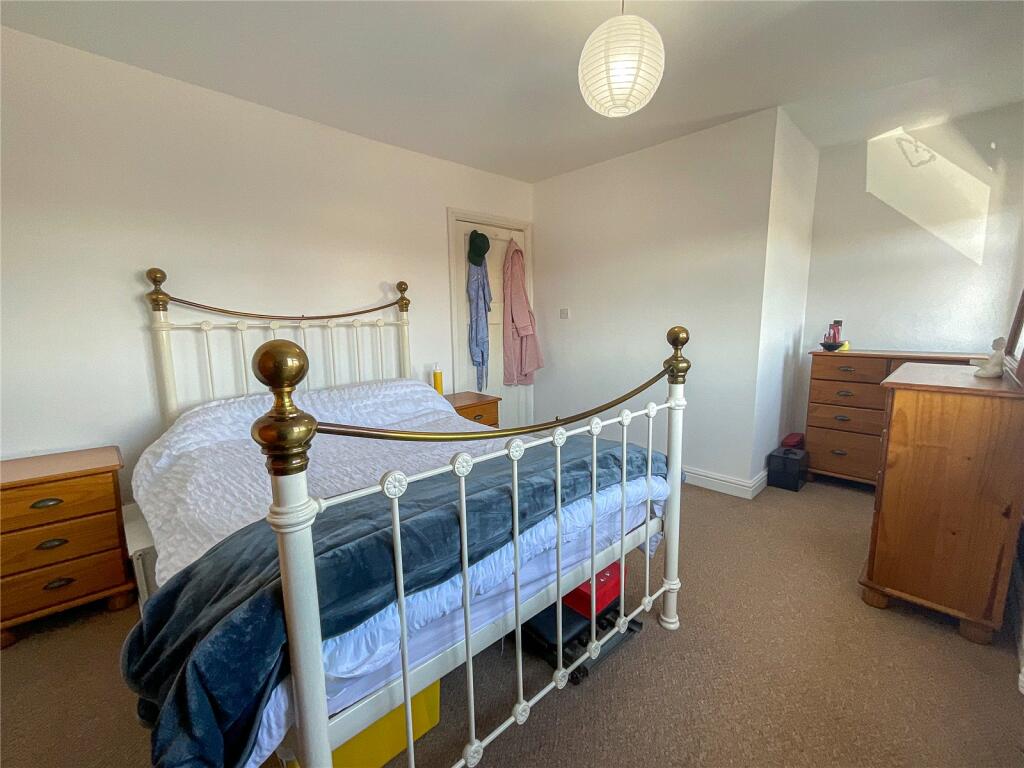 3 bedroom semidetached house for sale in Ralph Crescent, Kingsbury