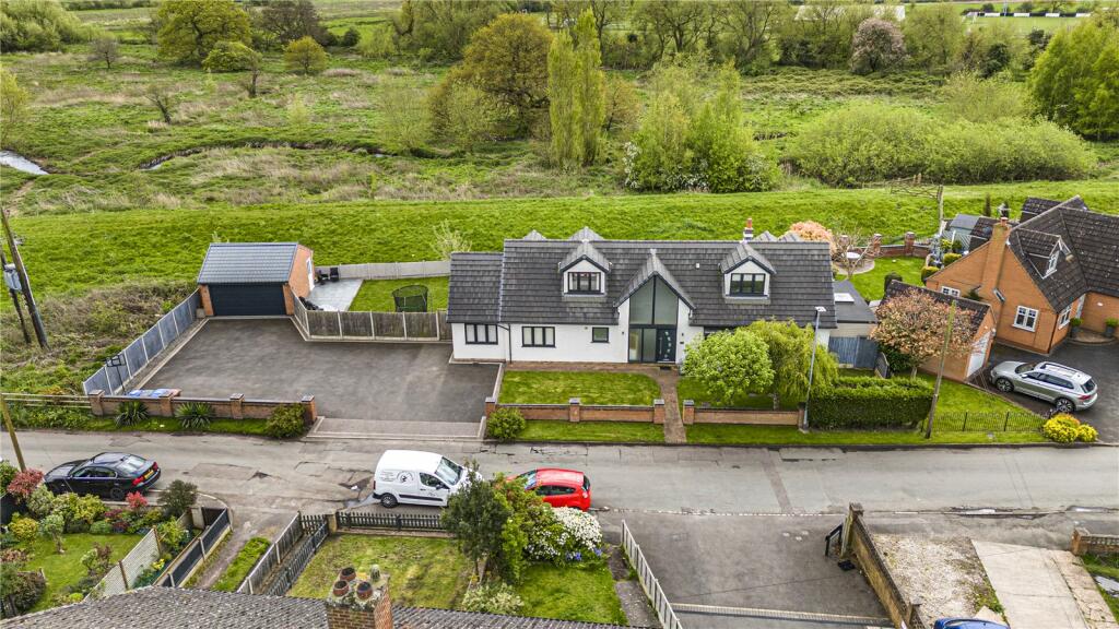 Additional property image - Brook End, Fazeley, Tamworth, B78