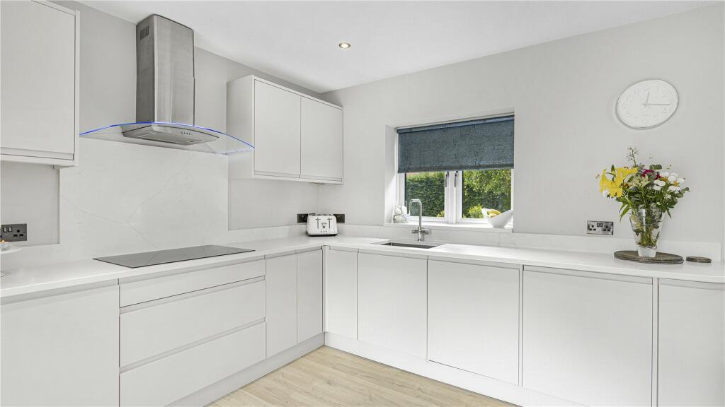 Additional property image - Brook End, Fazeley, Tamworth, B78
