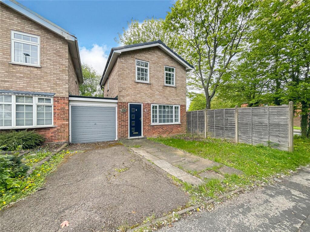 3 bedroom semidetached house for sale in Briar, Tamworth