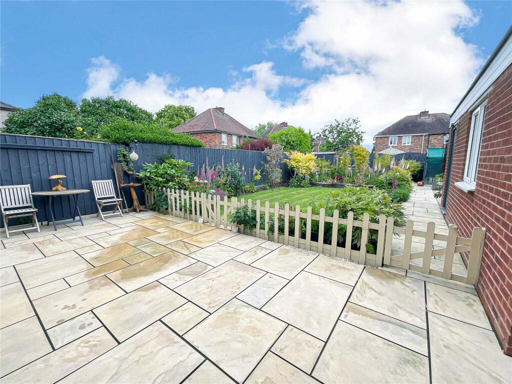 Additional property image - Wigginton Road, Tamworth, Staffordshire, B79