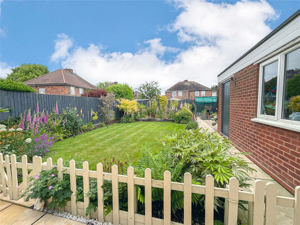 Additional property image - Wigginton Road, Tamworth, Staffordshire, B79