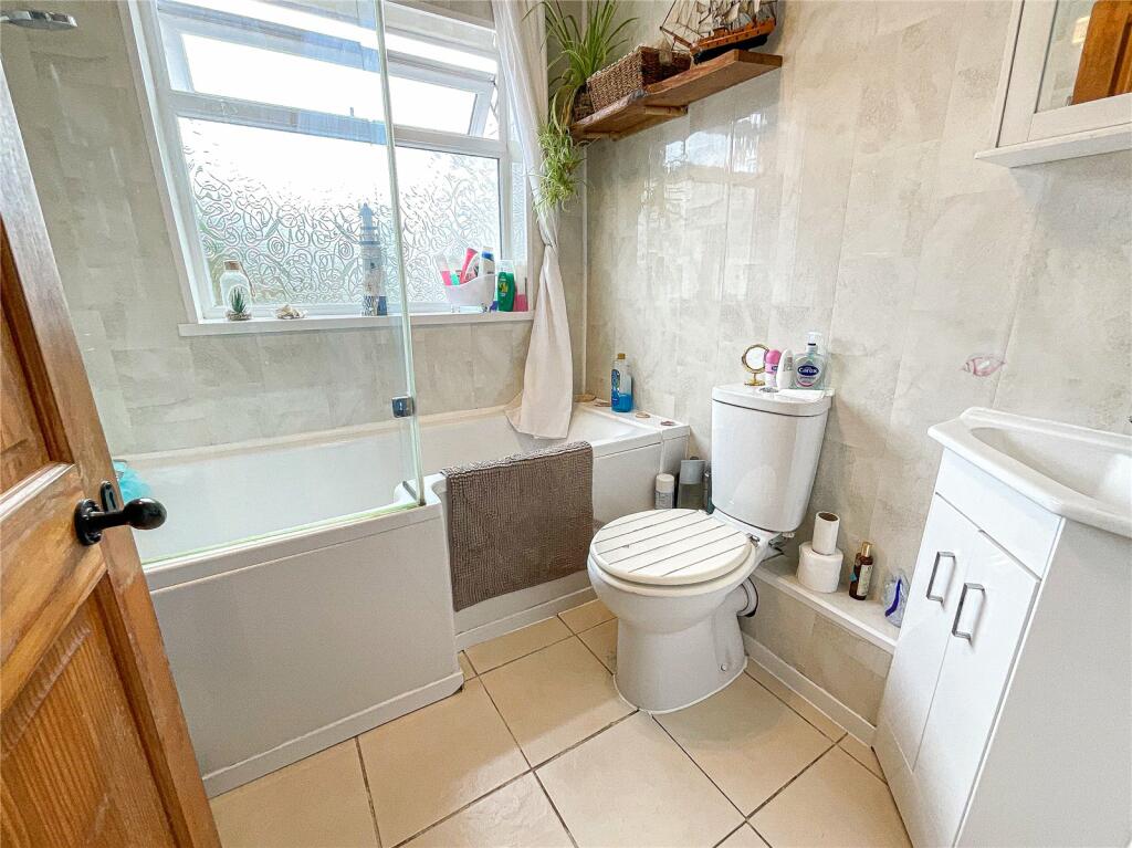 Additional property image - Engine Lane, Glascote, Tamworth, Staffordshire, B77