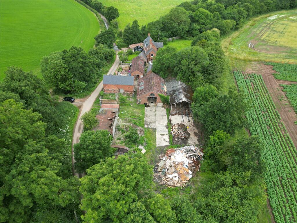 Additional property image - Ansley, Nuneaton, Warwickshire, CV10