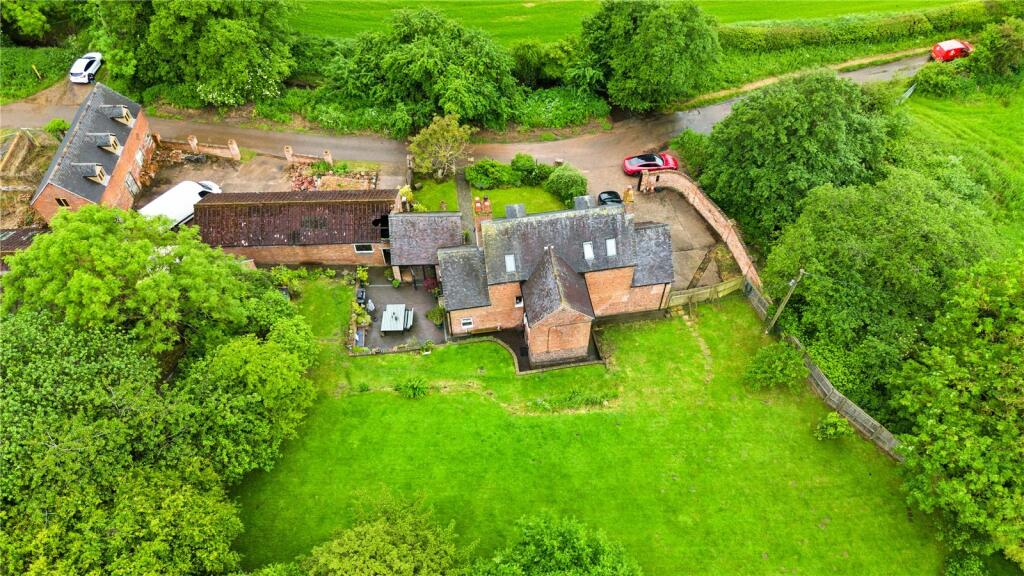Additional property image - Ansley, Nuneaton, Warwickshire, CV10