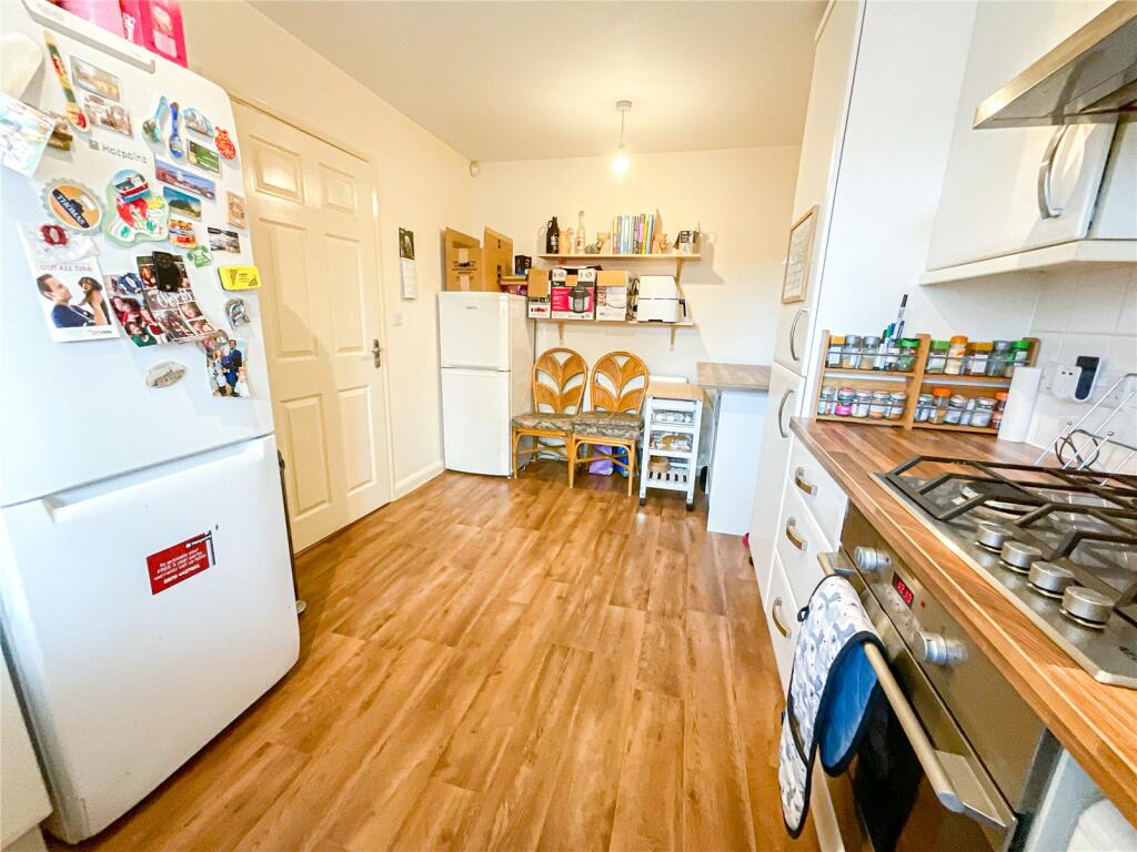 Additional property image - Colonel Dibley Close, Piccadilly, Tamworth, Warwickshire, B78