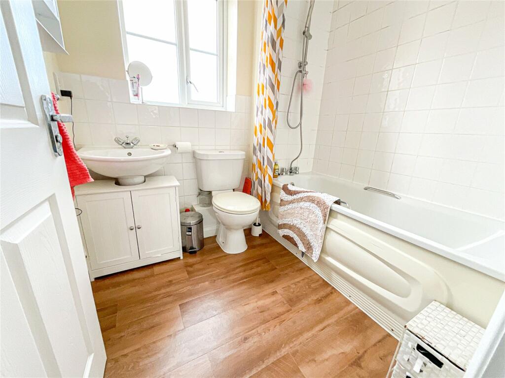 Additional property image - Colonel Dibley Close, Piccadilly, Tamworth, Warwickshire, B78