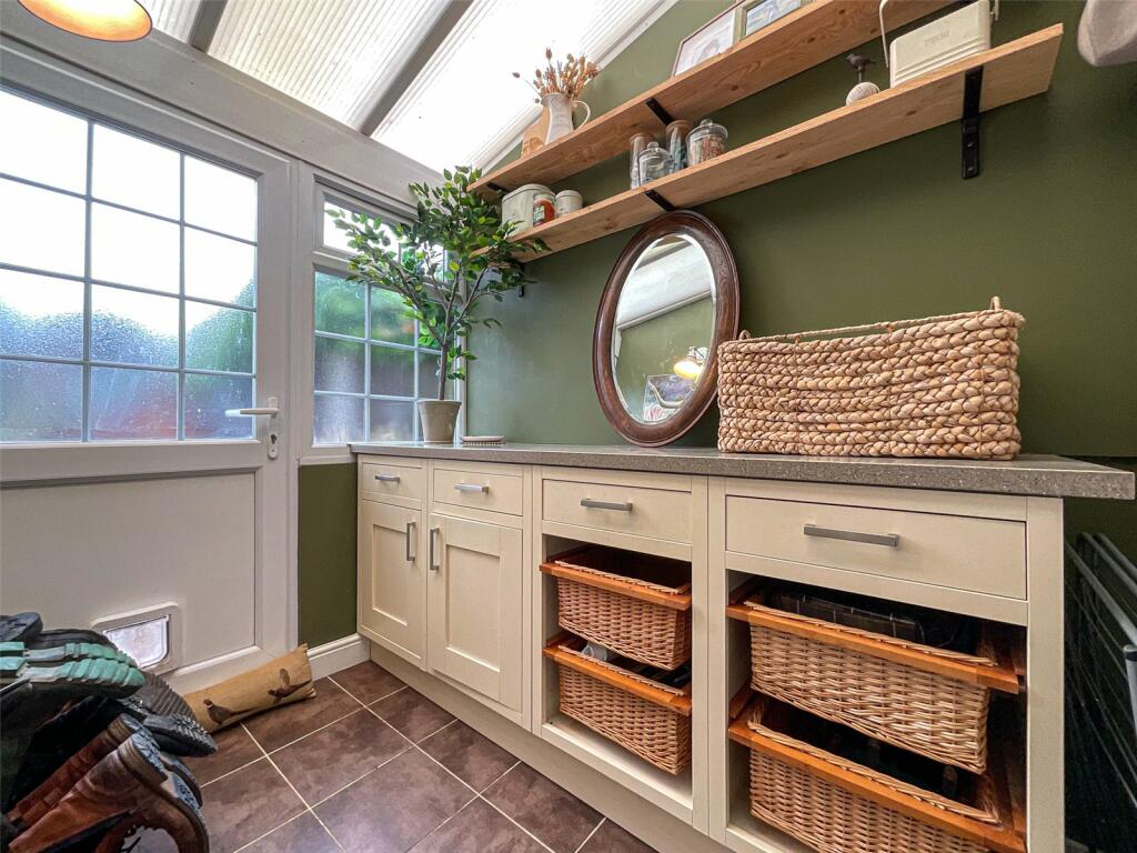 Additional property image - Woodhouse Lane, Tamworth, Staffordshire, B77