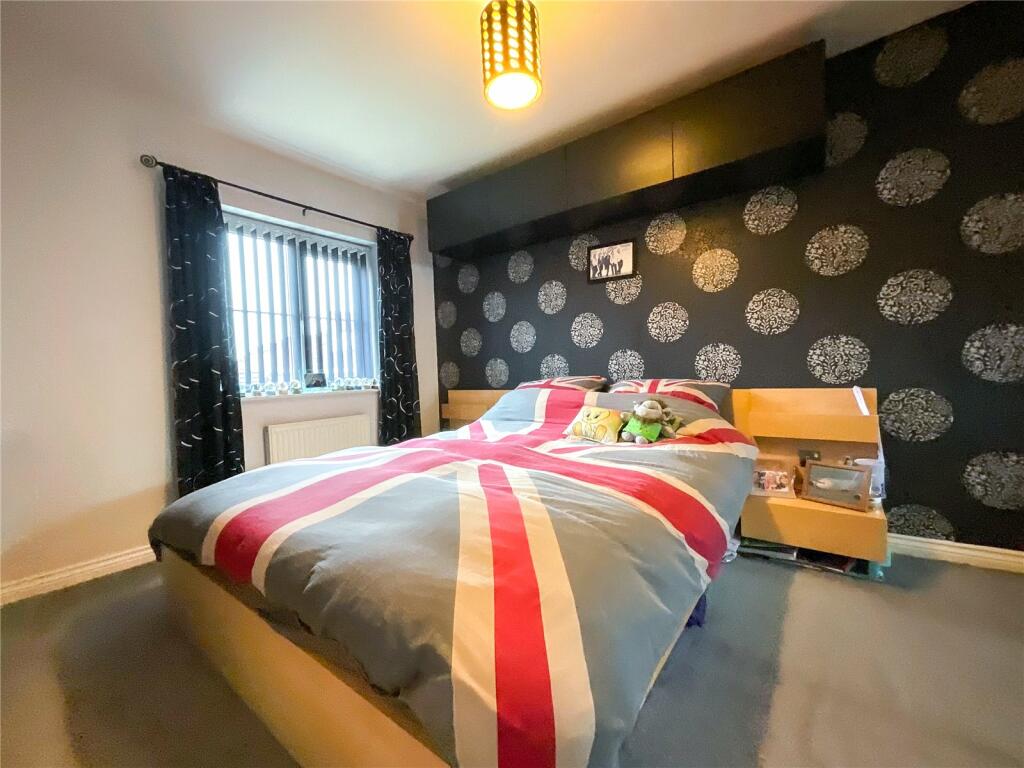 Additional property image - Valley Drive, Wilnecote, Tamworth, Staffordshire, B77